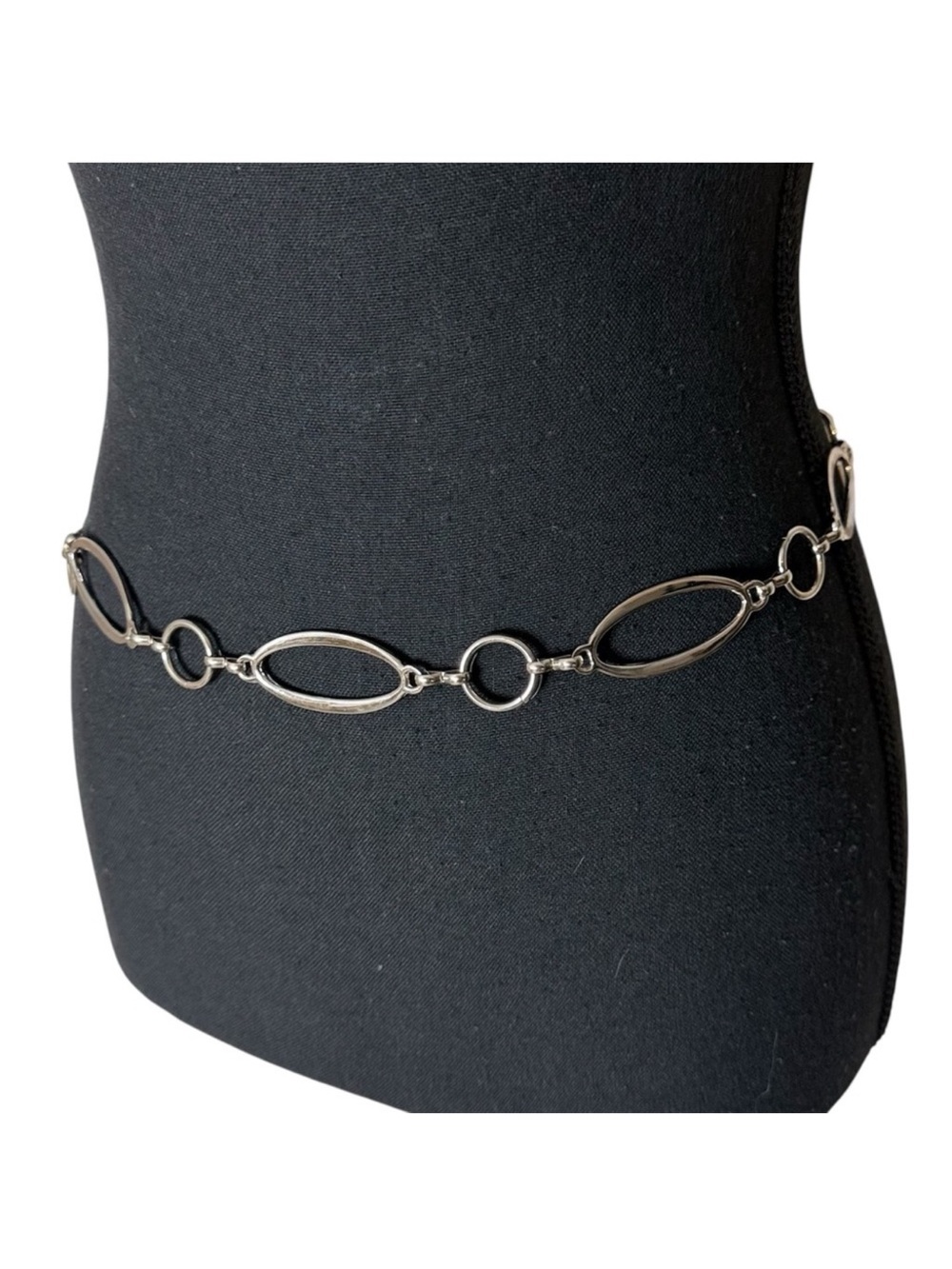 Silver Tone Chain Belt Ovals Circles Clasp Y2K Industrial